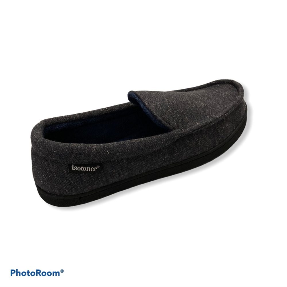Isotoner Slippers - Picture 3 of 7